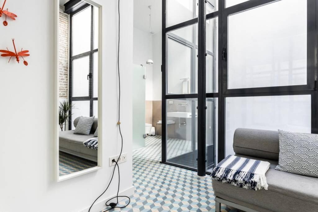 Apartamento Pop Art, Alameda De Hercules,loft Casco Antiguo *